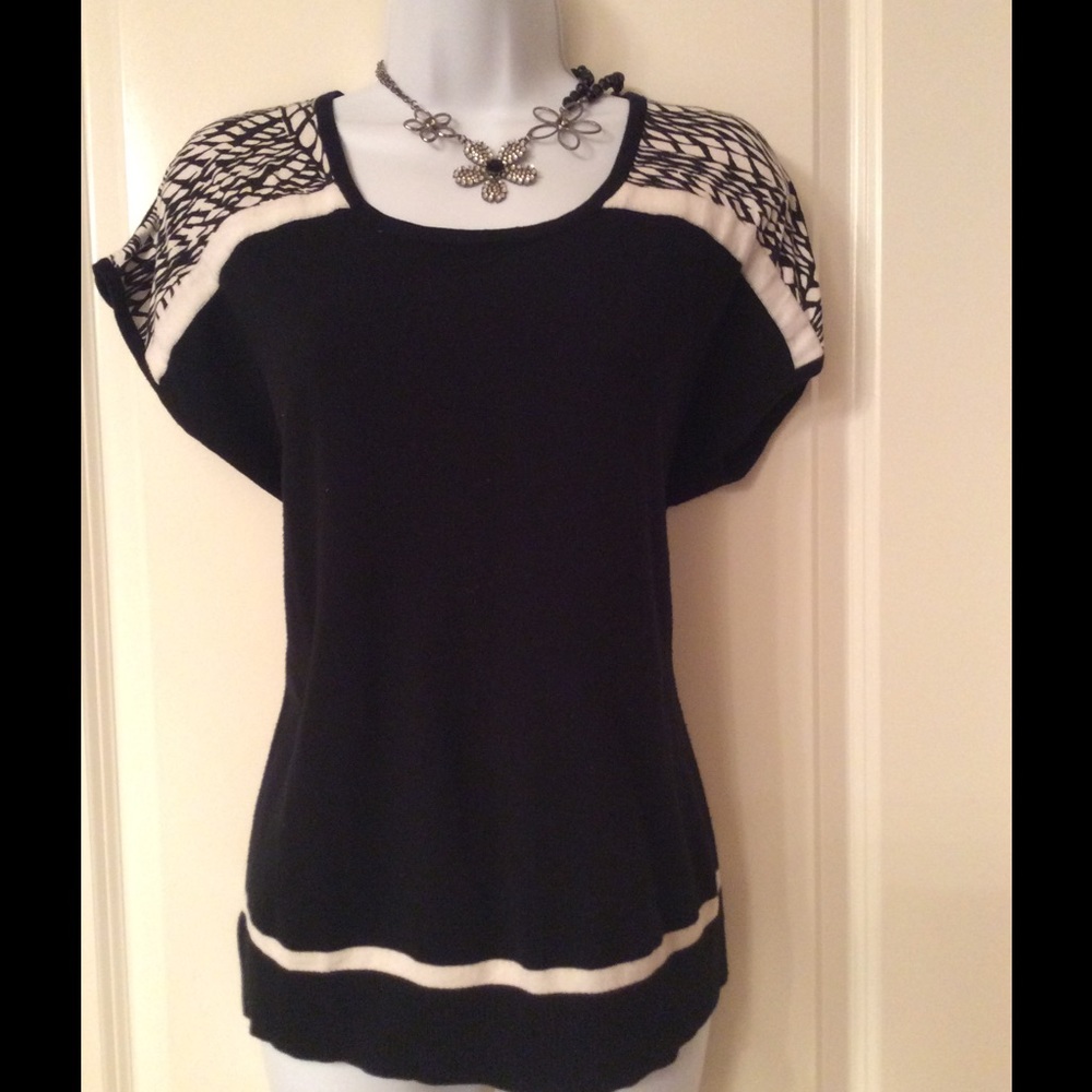 Black and white top